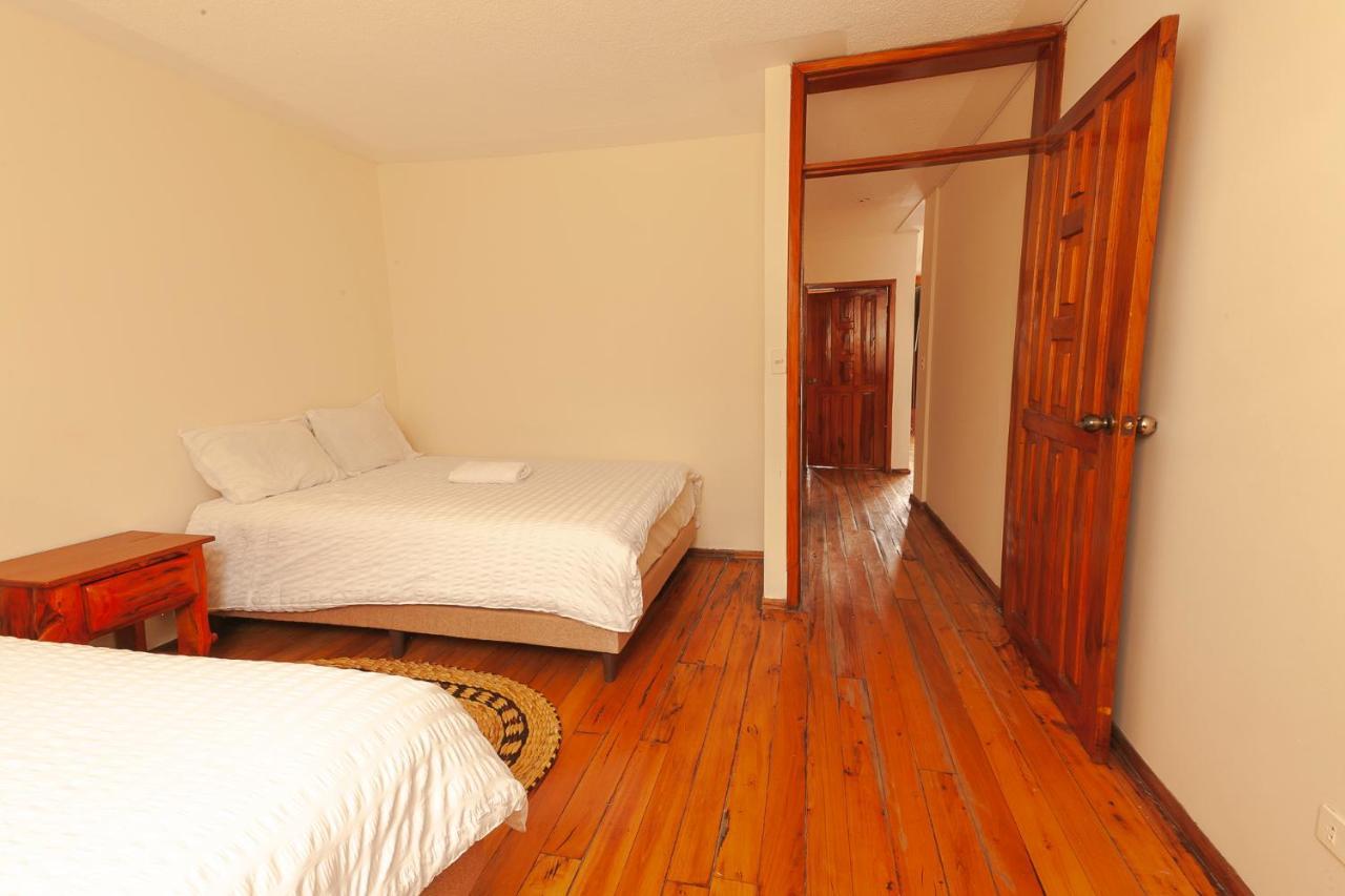 אוטהוואלו Los Ponchos Inn Apartasuite מראה חיצוני תמונה