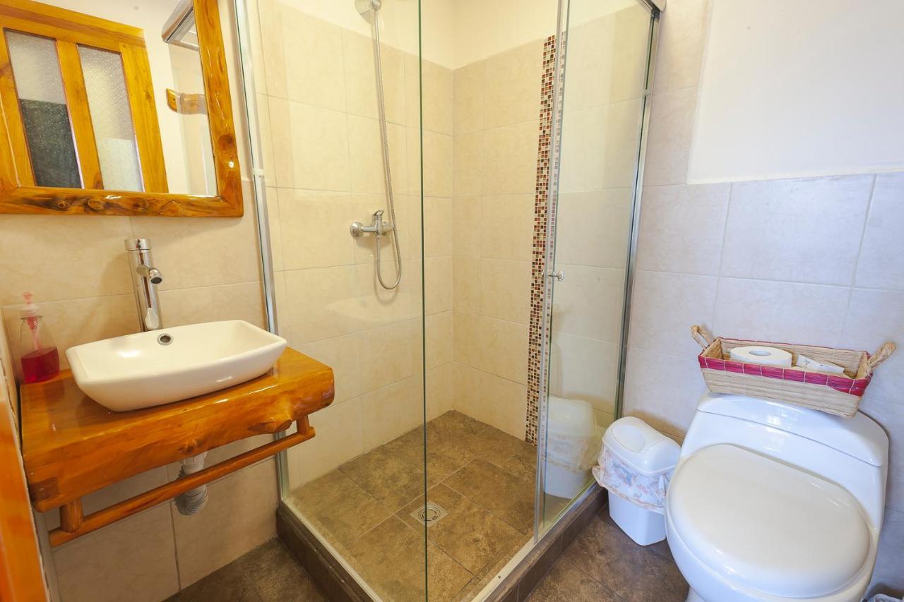 אוטהוואלו Los Ponchos Inn Apartasuite מראה חיצוני תמונה